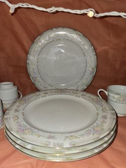 Vintage Excel Fine China Southampton Pattern Pastel Floral And Silver Trim Dinner Set For 4.     0