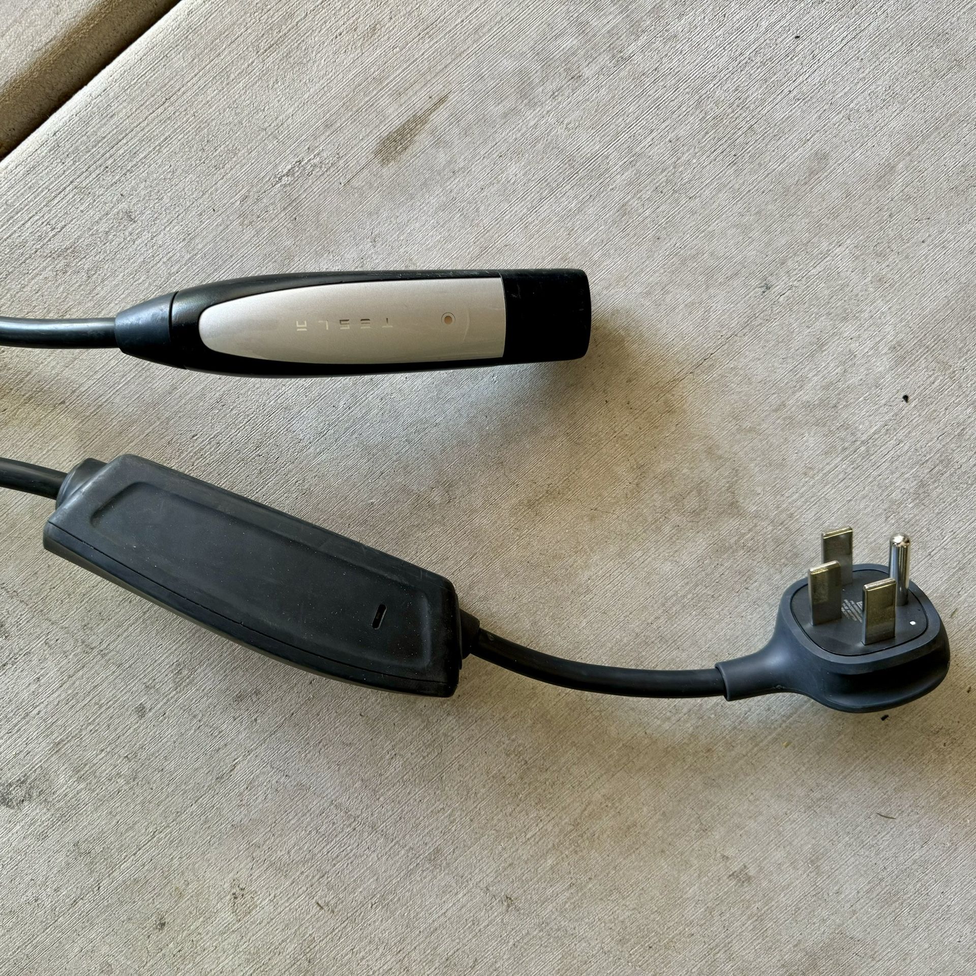 Tesla Charger