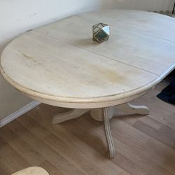 Wodden table