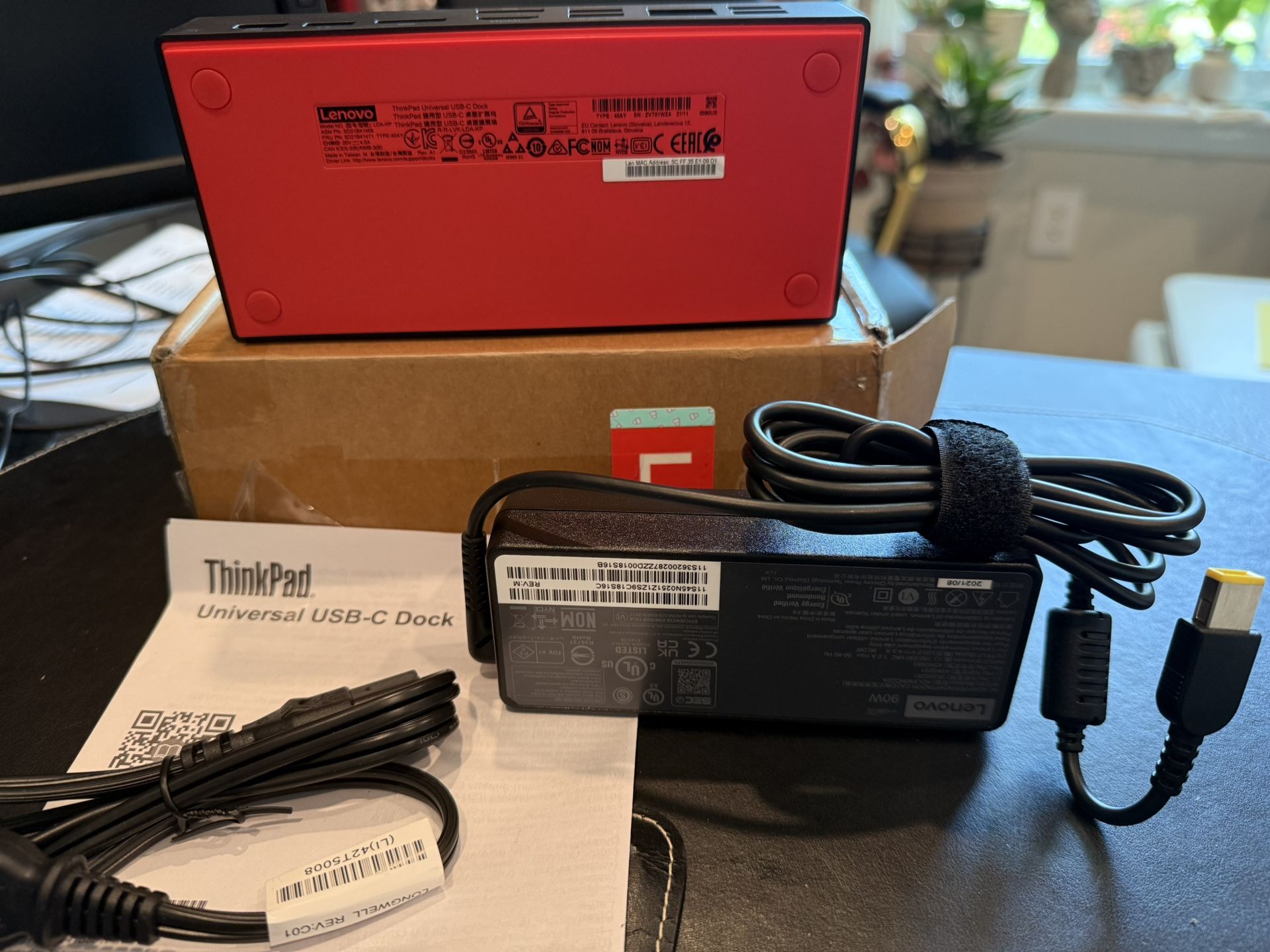 Lenovo ThinkPad Universal USB-C Dock- US