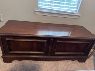 Vintage Lane Love Chest