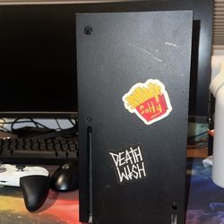 Xbox Series X Bundle + Elite Controller 2 + 2TB Storage (Box Included) WAS USED