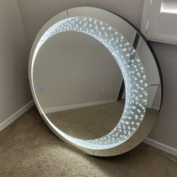 ROUND LED MIRROR 36” PICK UP TODAY 