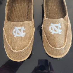 NC Tarheels Slip On Canvas Shoes Size 12
