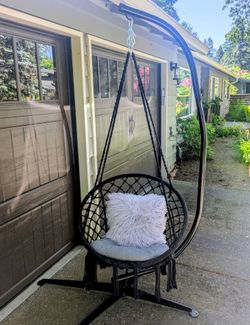 Swing chair with stand