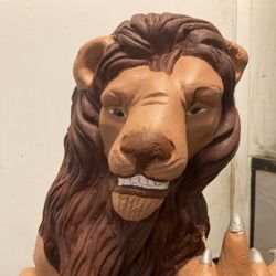 No.1 Lion Porch Statue 