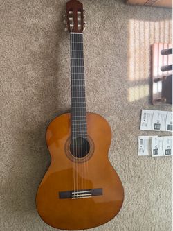 Guitar - Yamaha C40