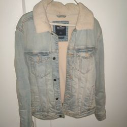 SHERPA-LINED DENIM TRUCKER JACKET