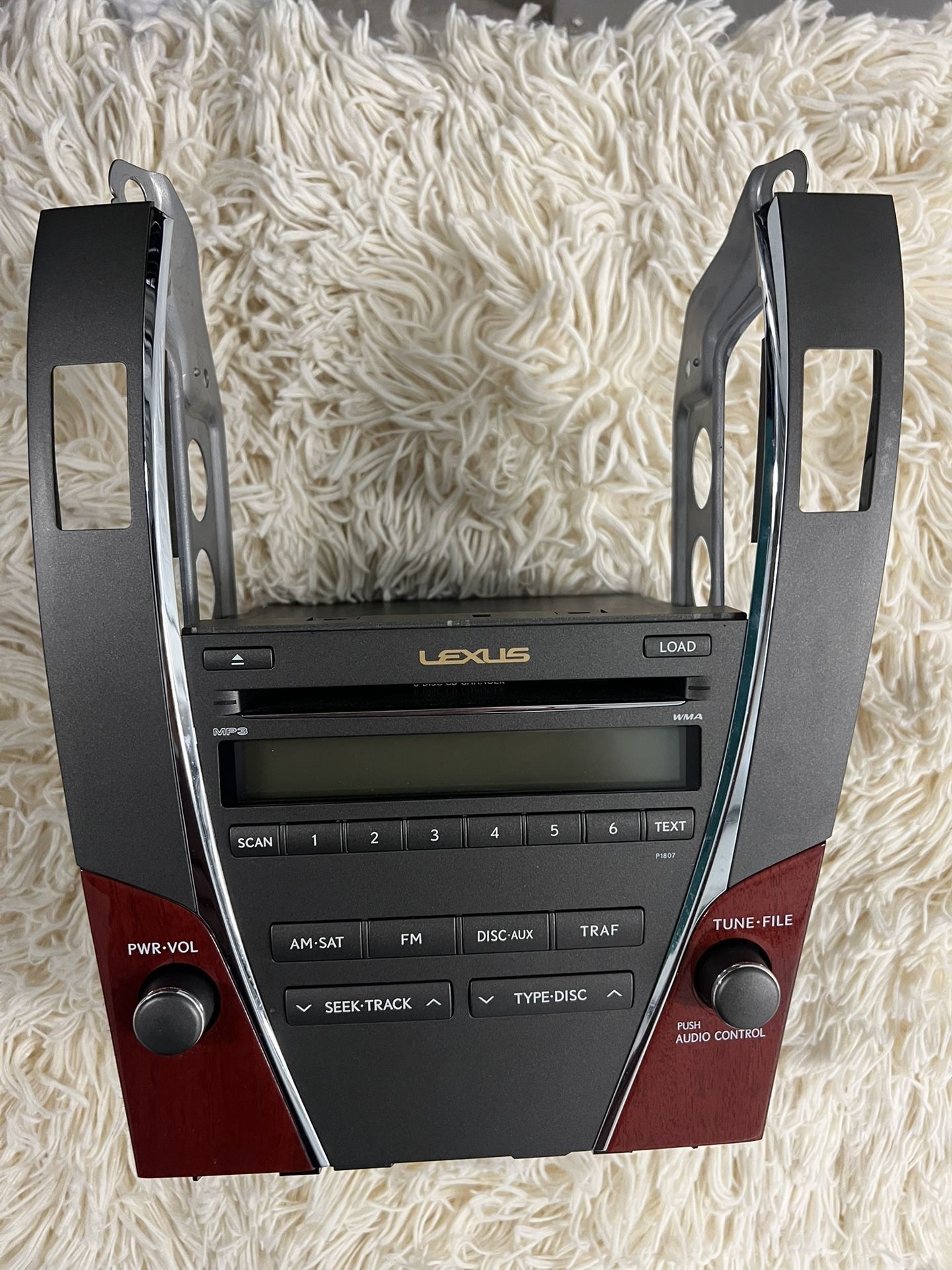LEXUS STEREO RADIO 6 CD PLAYER CHANGER