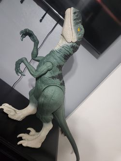 Mattel Jurassic World Total Super Colossal Atrociraptor