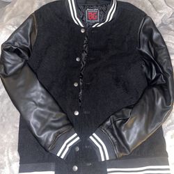 Beautiful Giant Jacket 