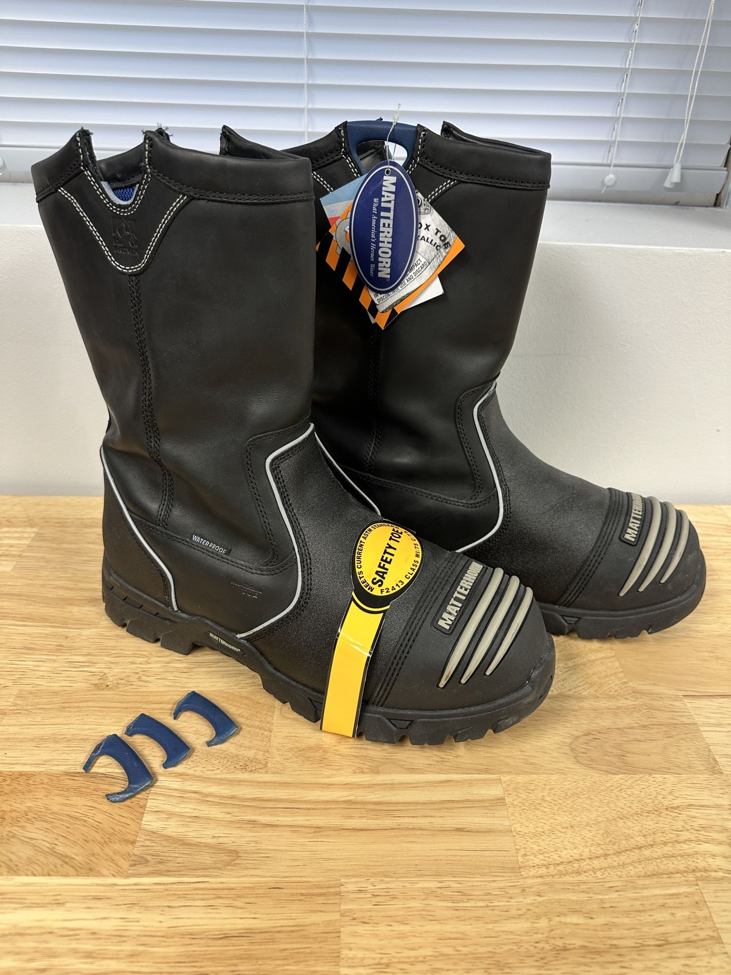 Matterhorn MT201 10” Pull On Safety Work Boots Size 13
