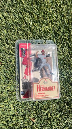 Livan Hernandez baseball collectible