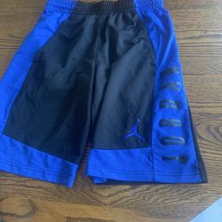 Pre-owned Jordan Boys Black Blue Athletic Shorts Size M
