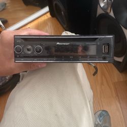 Pioneer Radio