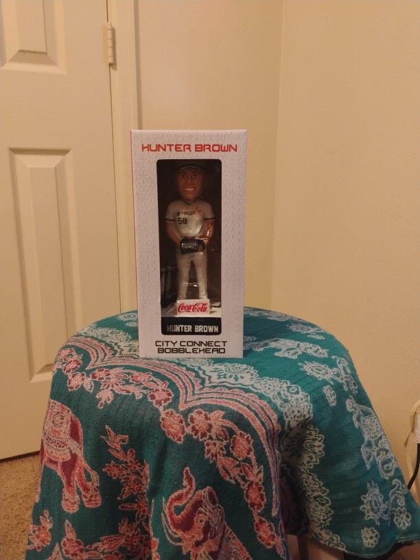 HUNTER BROWN BOBBLEHEAD 