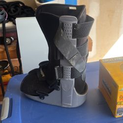 Medical Boot Large