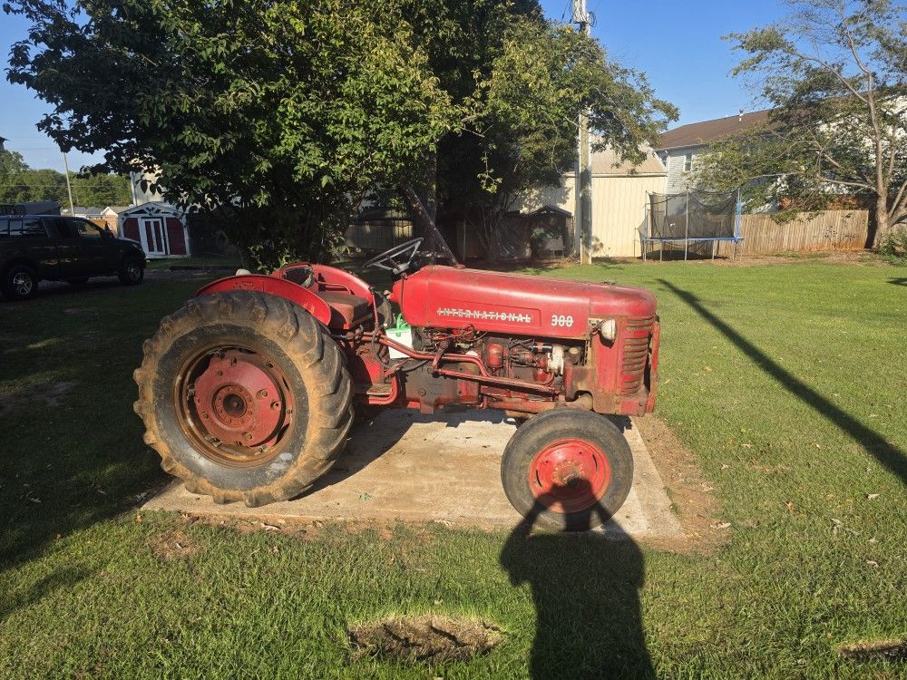 1955 International 300u Tractor