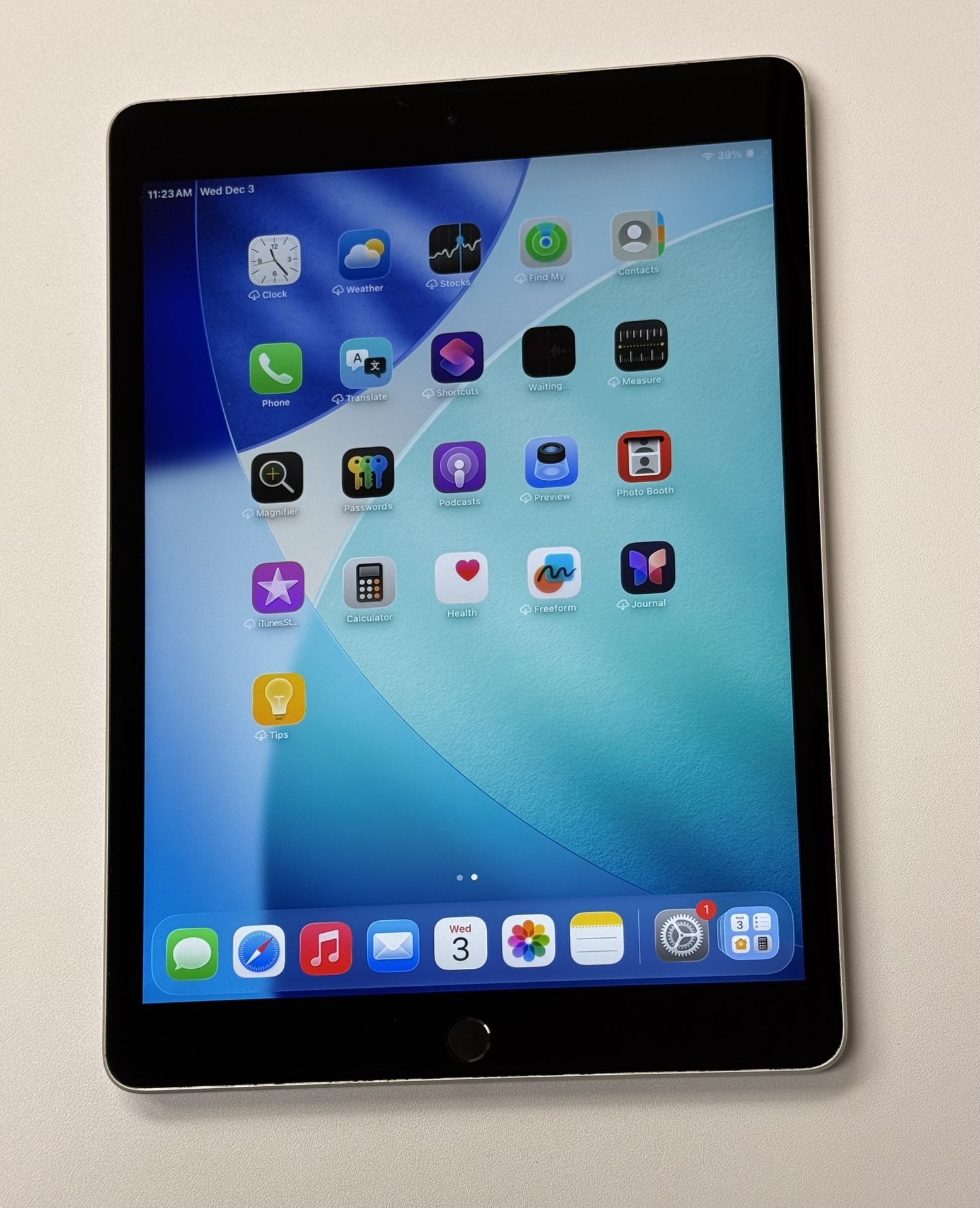 Apple iPad 9 9th Generatiom 64GB 10.2” Wi-Fi Space Gray Tablet IOS 26