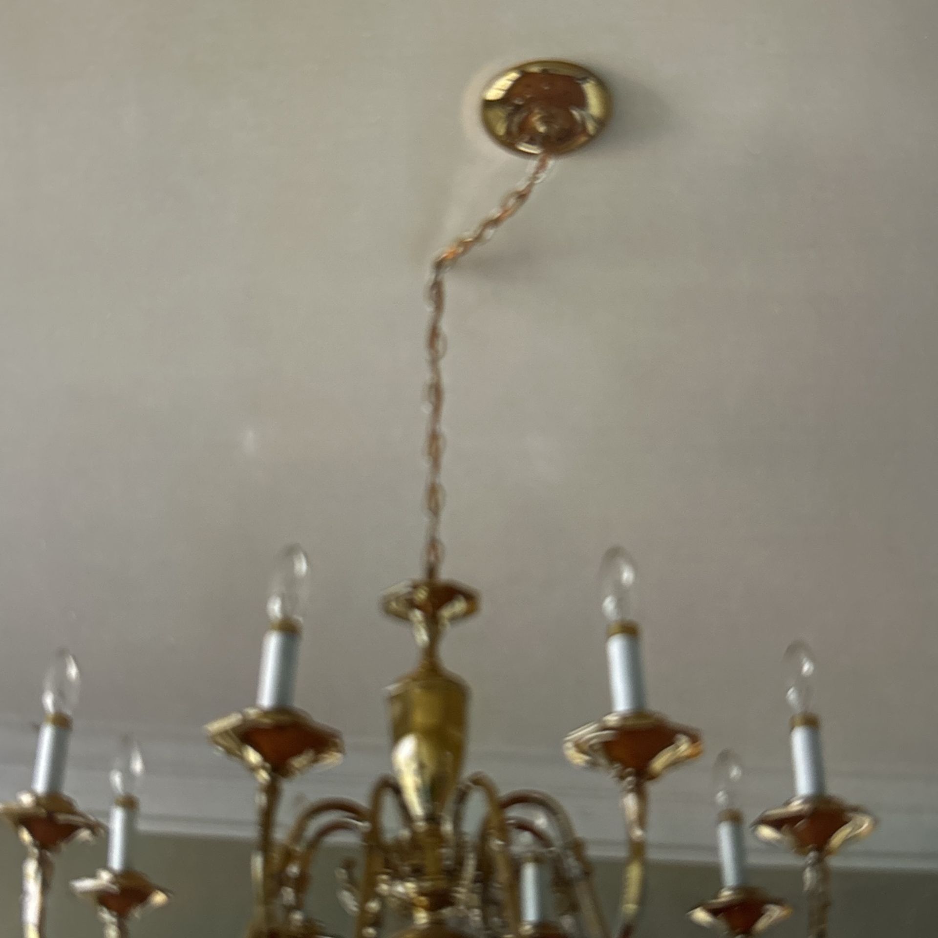 Chandelier 