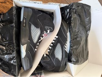 Jordan 5 Black Metallic Reimagined