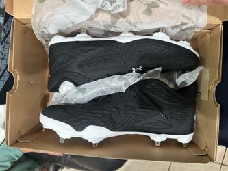 Under Armour Harper 8 Low ST Metal Baseball Cleats