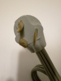 Leviton Dryer Cord 3 Prong 4' Long