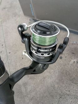 Ugly stick grit stick 6,6 ft rod 14-30 lbs with a 3000 penn pursuit 5 reel