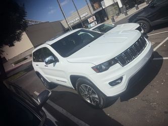 2020 GRAND CHEROKEE