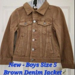 New  - Boys Sz 5 Jacket $10