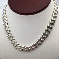 VINTAGE STERLING SILVER NECKLACE(SERIOUS INQUIRY ONLY)