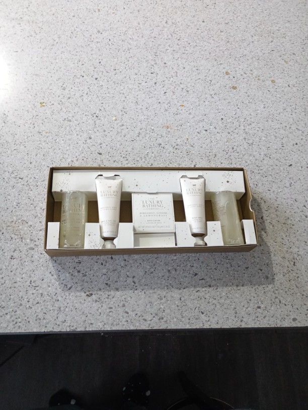 The Luxury Bathing Set