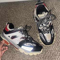 Balenciaga Size 43 