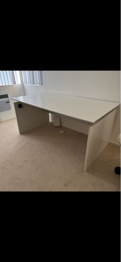 Mayline Medina - Straight Desk Excellent Condition Like New