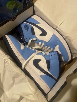 Air Jordan 1 Low University Blue Sneakers