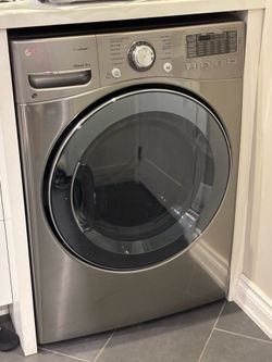 Dryer — LG Front Load Gas Dryer, Needs Repair