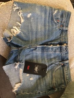 Levi’s shorts