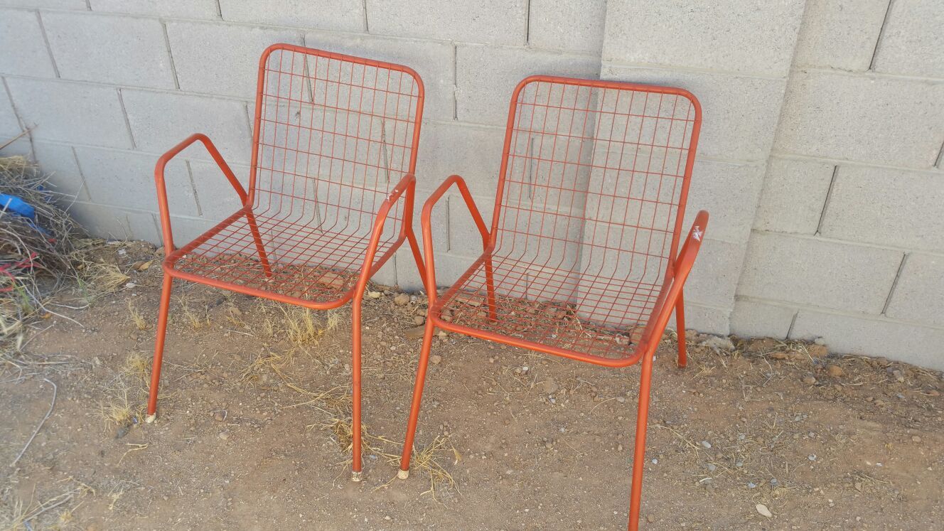 VINTAGE red metal 1950s bitro chairs