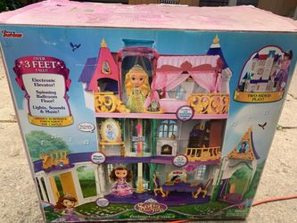 New in box. Disney junior sofia the first enchancian castle