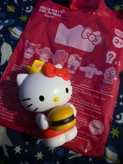 Hello Kitty Burger King Toy Figure