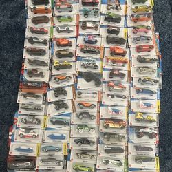75 Hot Wheels 
