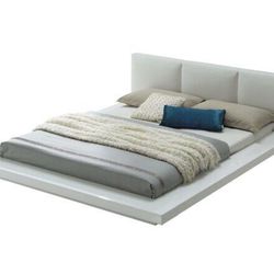 Queen Size Upholstered Platform Bed (Extra FootBoard Brand New In Box)