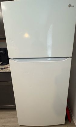 LG refrigerator-20.2 cubic ft
