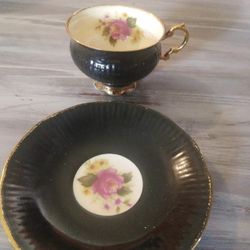 Elizabethan Fine Bone China Teacup And Saucer 