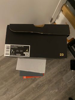 Jordan 13 Retro  (GS) size 7Y