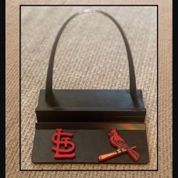 STL (St. Louis) Cardinal Baseball inspired Card Stand - 3D printed Arch, STL and bird  Display for Baseball Trading Cards