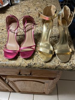 Anne Michelle Gold size 8.5 