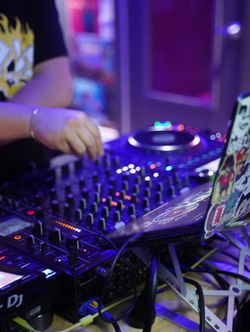 DJ Rehearsal Studio DJM-V10 and CDJ-3000