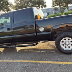 2005 GMC Sierra 2500 HD