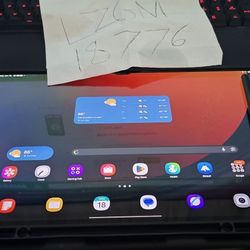 Mint Condition Galaxy Tab S9 Ultra 1TB With Accessories